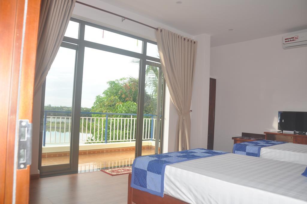 Проживание в семье Tra Que Riverside *